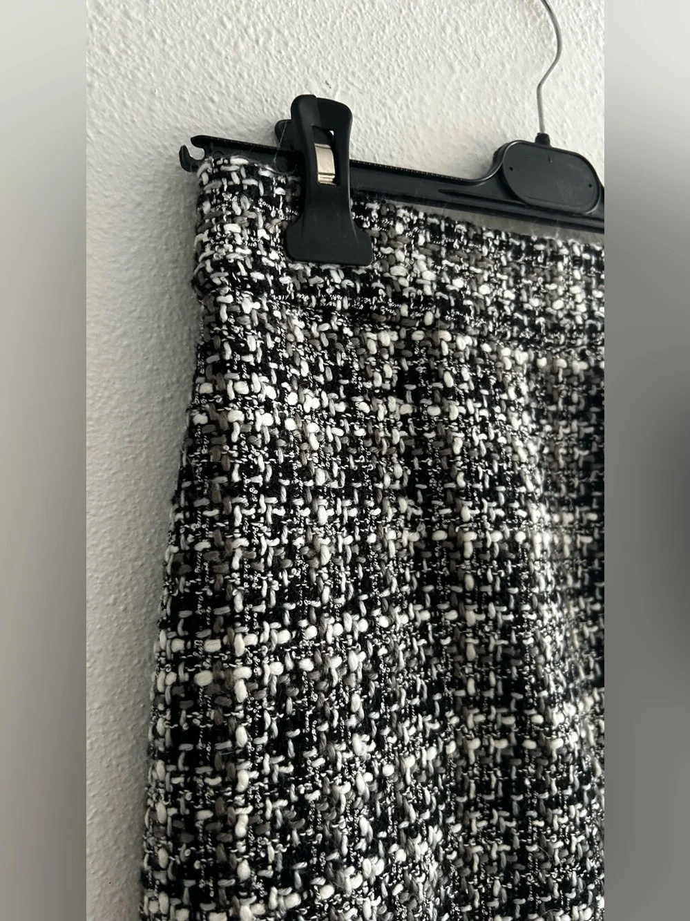 Banana Republic structured pencil